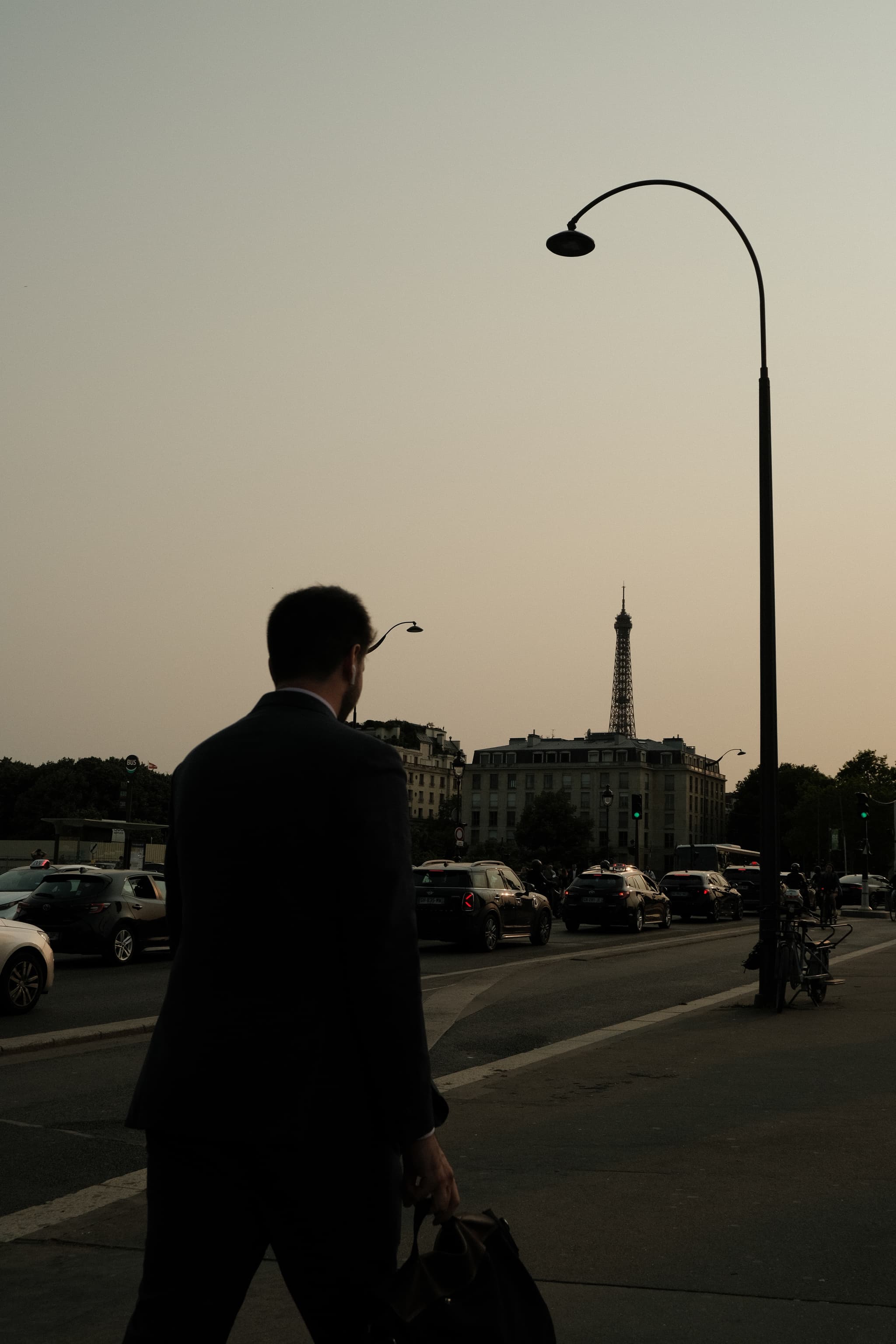 business_eiffel